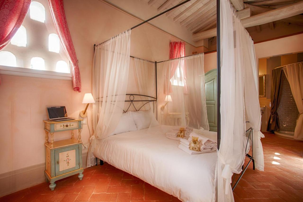 Podere San Pietro Resort Castiglion Fibocchi Eksteriør billede